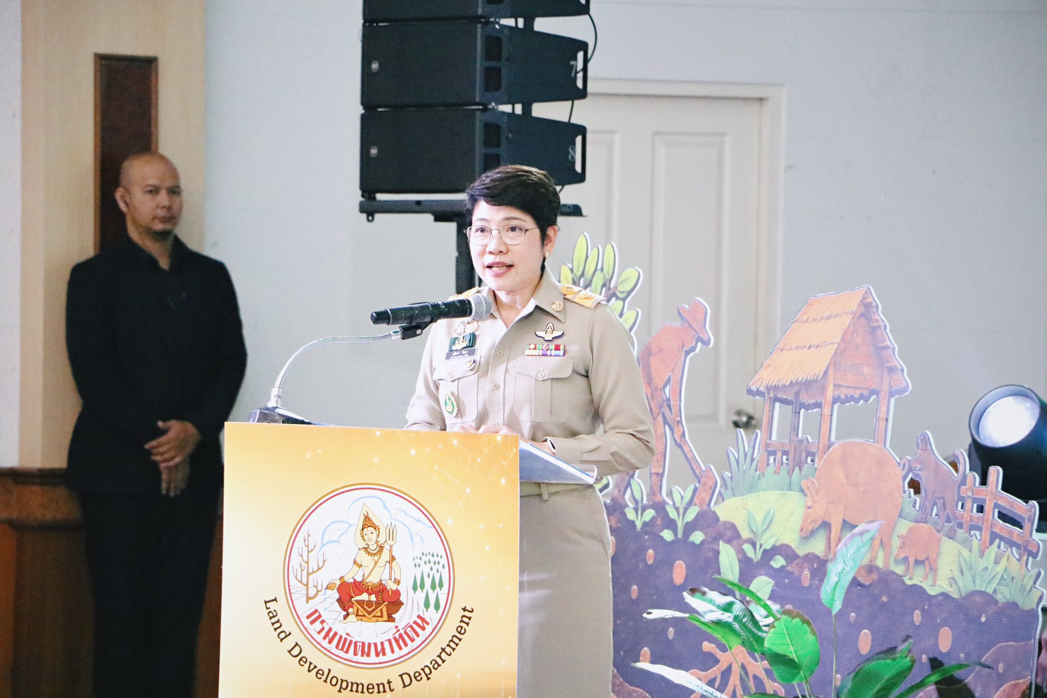 title - ส.ป.ก. ร่วมเป็นเกียรติและแสดงความยินดีในวันสถาปนาครบรอบ กรมพัฒนาที่ดิน “63 ปี จากดินดี สู่อนาคตไทย“
